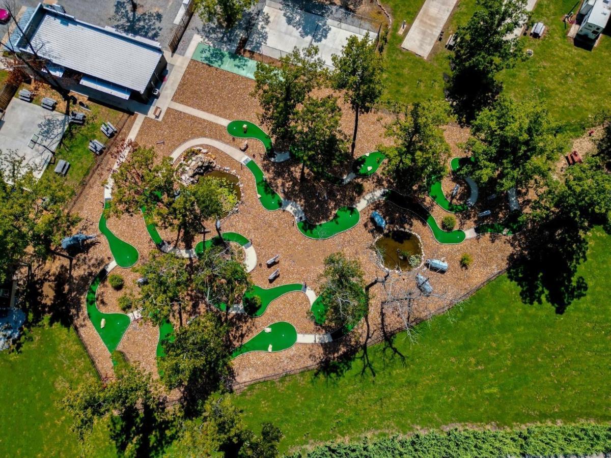 Crown Lake Resort & Spa Horseshoe Bend Exteriör bild